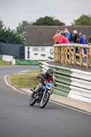 Vintage-motorcycle-club;eventdigitalimages;mallory-park;mallory-park-trackday-photographs;no-limits-trackdays;peter-wileman-photography;trackday-digital-images;trackday-photos;vmcc-festival-1000-bikes-photographs